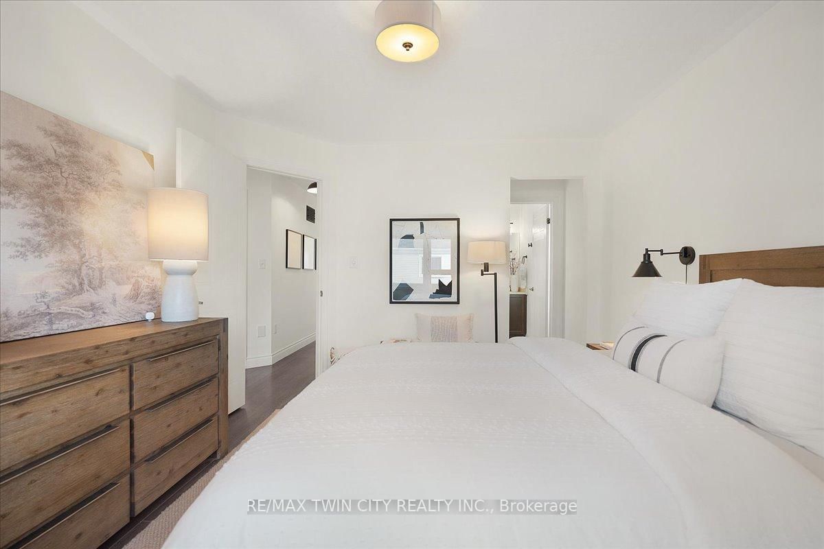 Townhouse for sale at 48 Manhattan Circle, Cambridge, Ontario, N3C 0C4 - MLS: X12920280