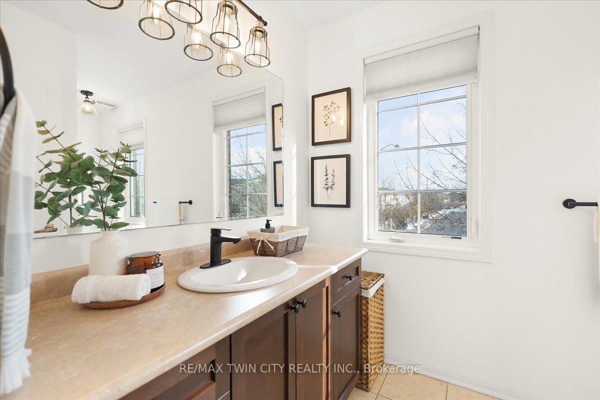 Townhouse for sale at 48 Manhattan Circle, Cambridge, Ontario, N3C 0C4 - MLS: X12920280