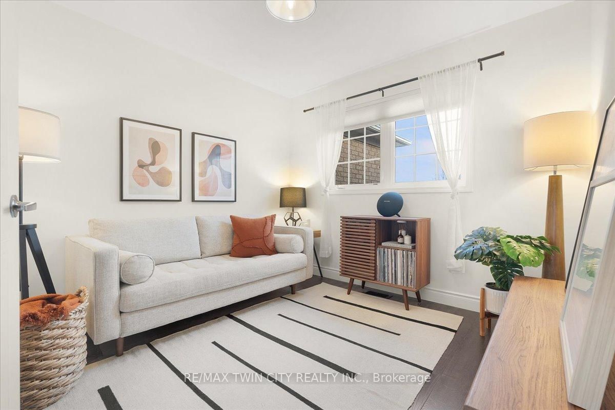 Townhouse for sale at 48 Manhattan Circle, Cambridge, Ontario, N3C 0C4 - MLS: X12920280