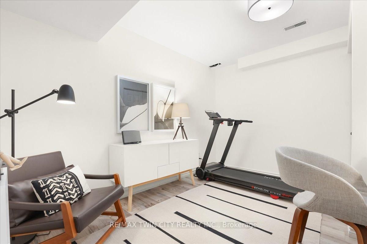 Townhouse for sale at 48 Manhattan Circle, Cambridge, Ontario, N3C 0C4 - MLS: X12920280