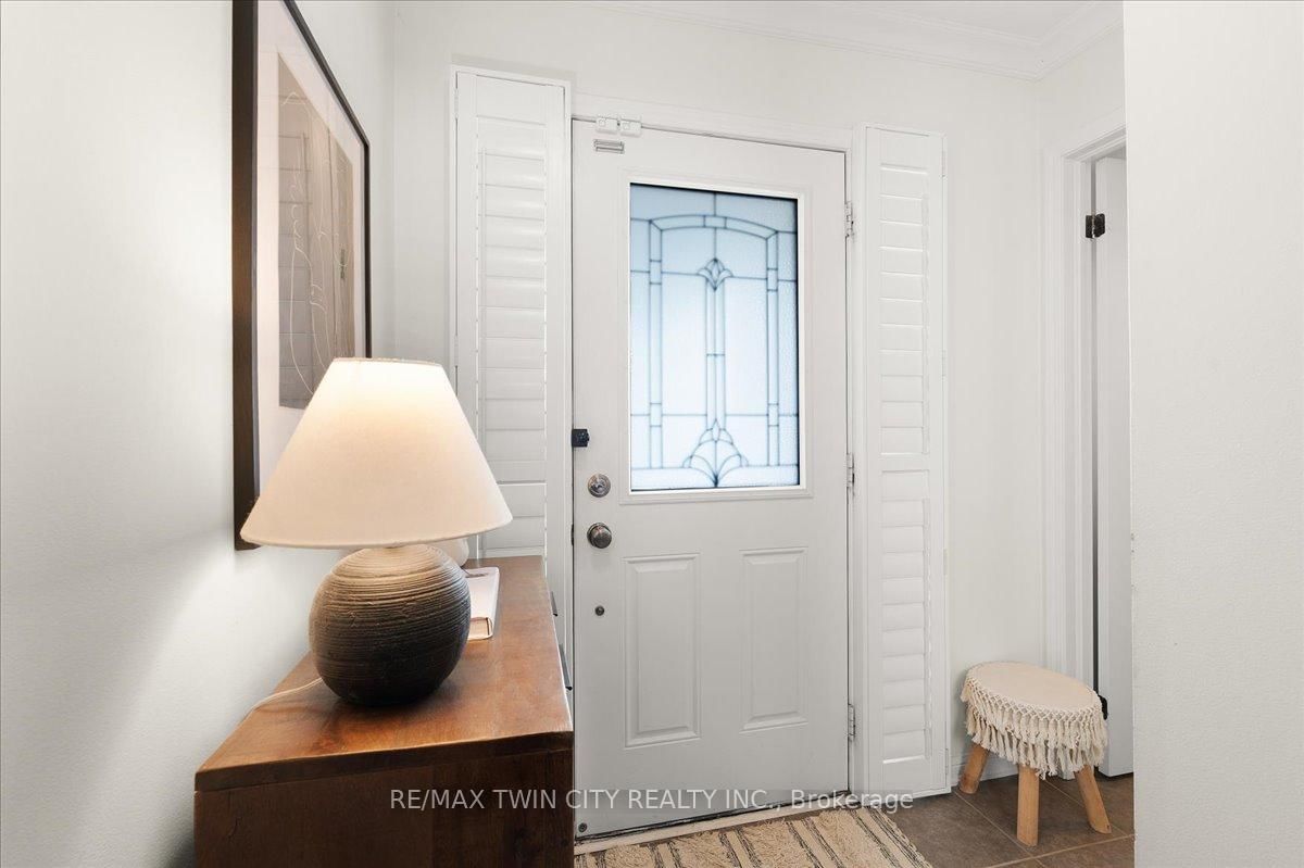 Townhouse for sale at 48 Manhattan Circle, Cambridge, Ontario, N3C 0C4 - MLS: X12920280