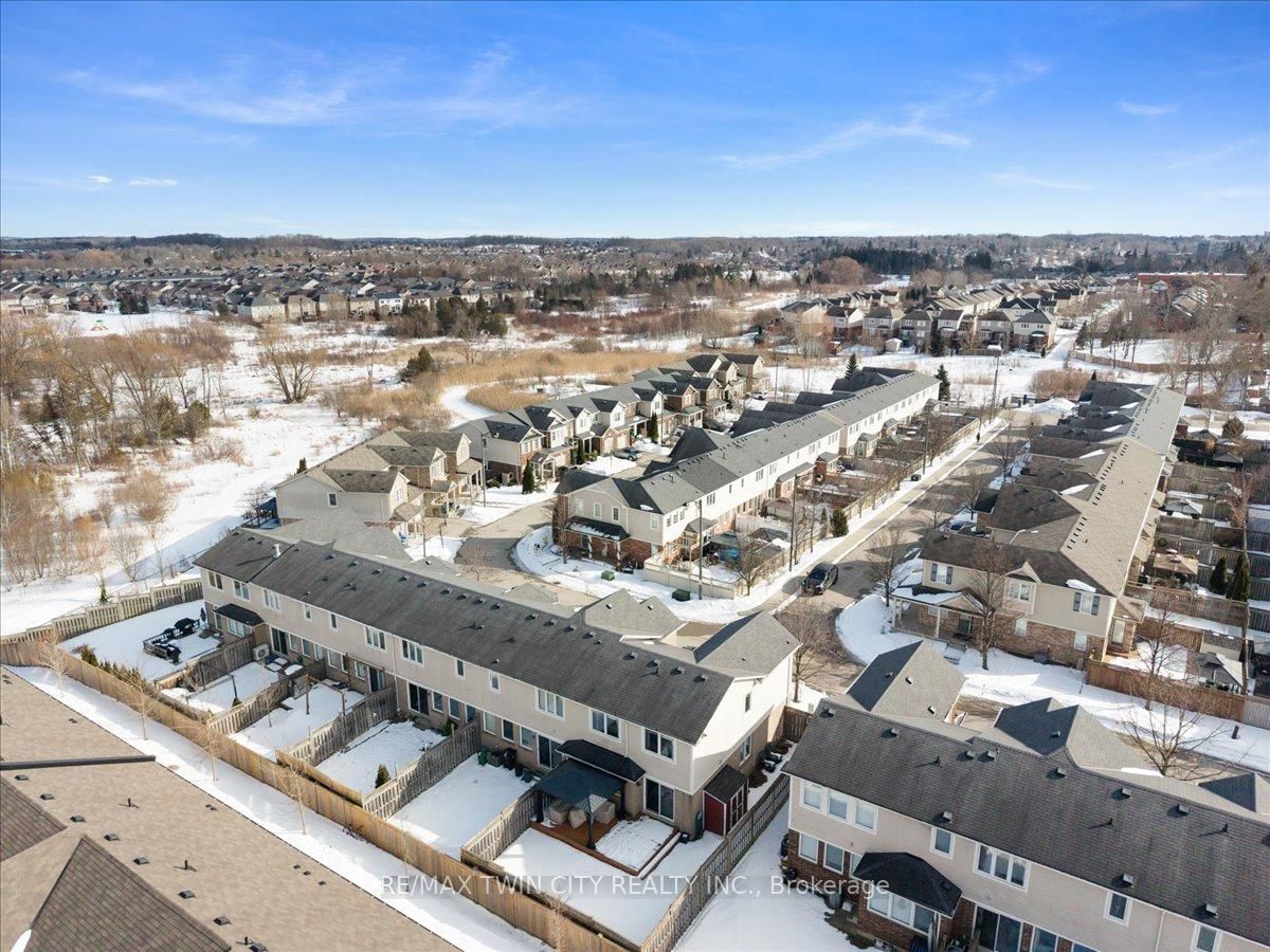 Townhouse for sale at 48 Manhattan Circle, Cambridge, Ontario, N3C 0C4 - MLS: X12920280