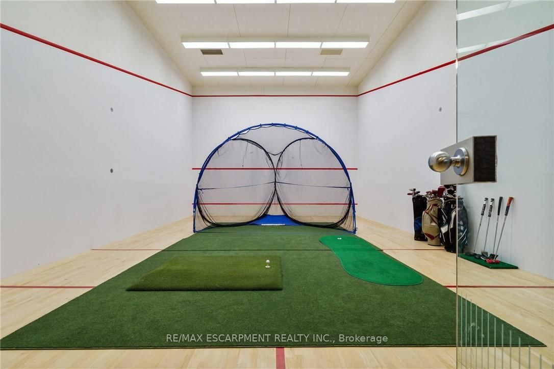 Detached House for sale at 373 Brookview Court, Hamilton, Ontario, L9G 4E6 - Ancaster - MLS: X12920288