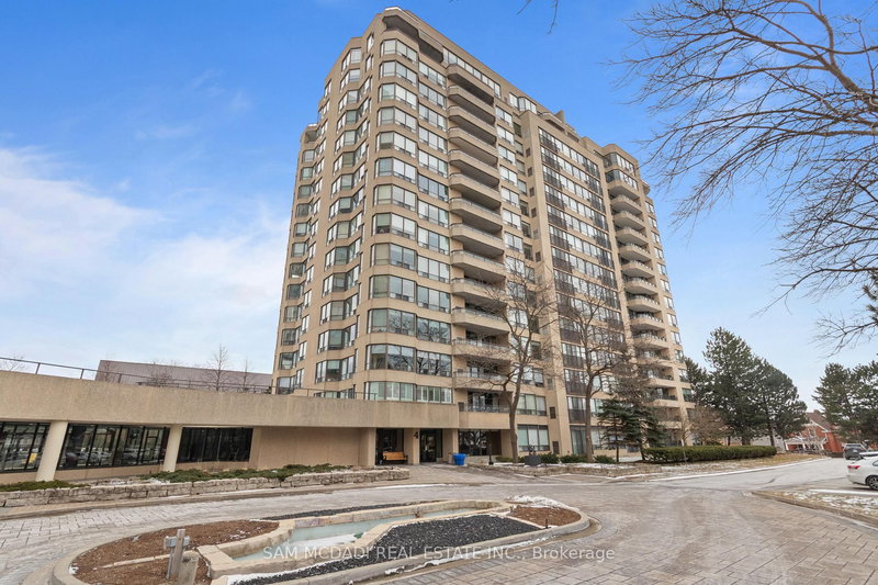 4 Willow St #807, Waterloo, Ontario