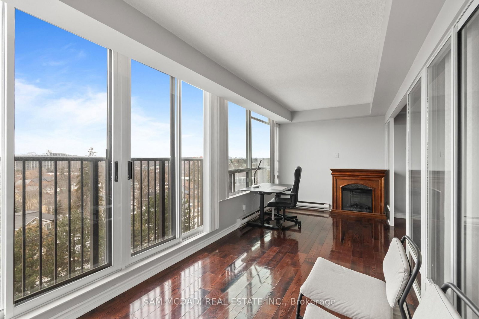 4 Willow Street, Unit 807 - Photo 16