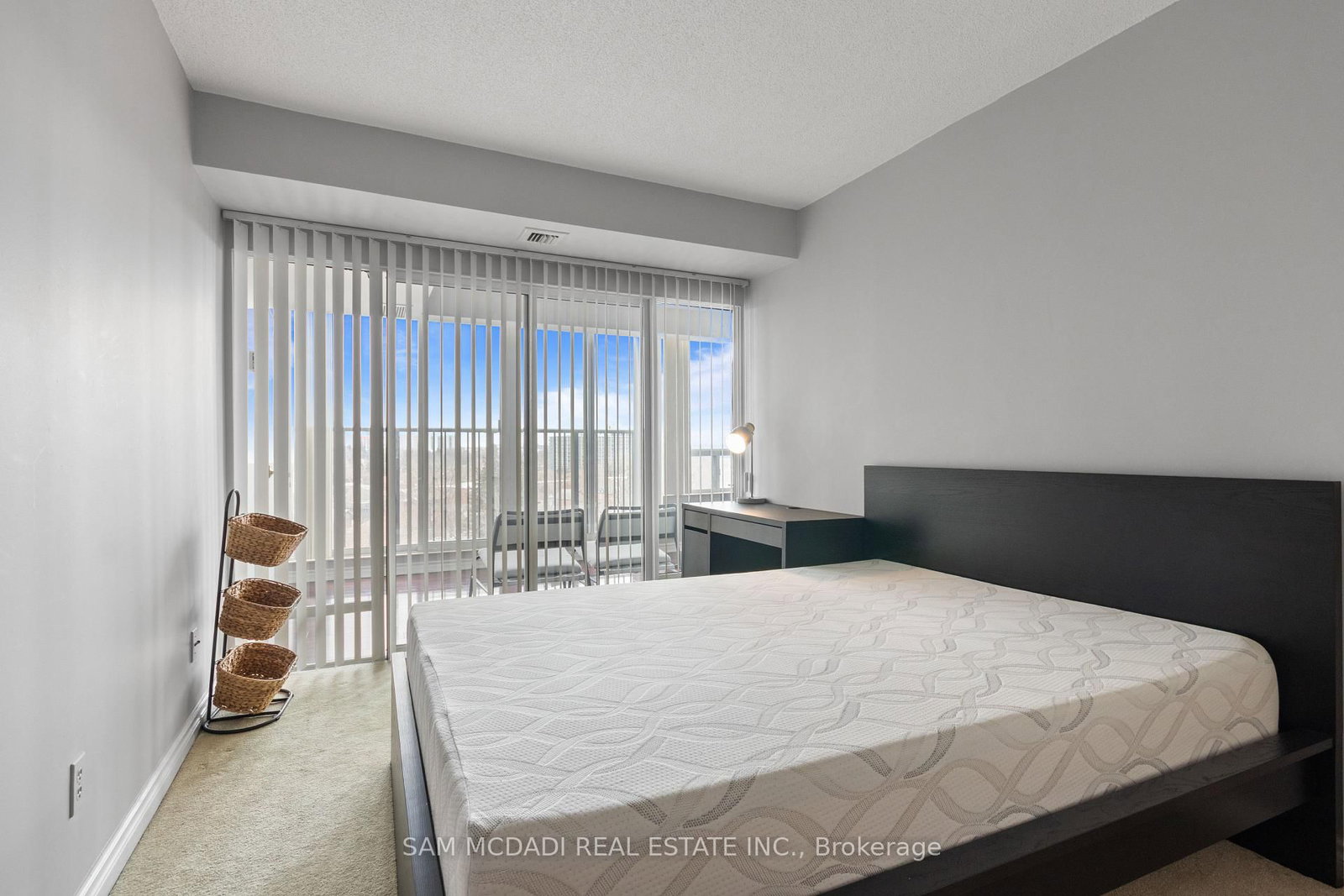 4 Willow Street, Unit 807 - Photo 20