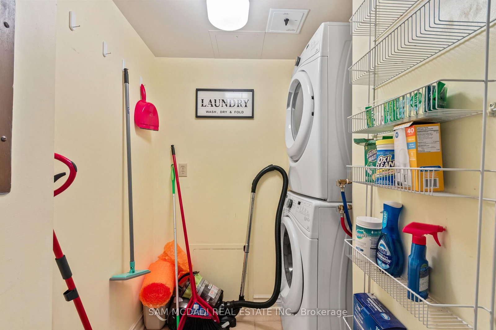 4 Willow Street, Unit 807 - Photo 29