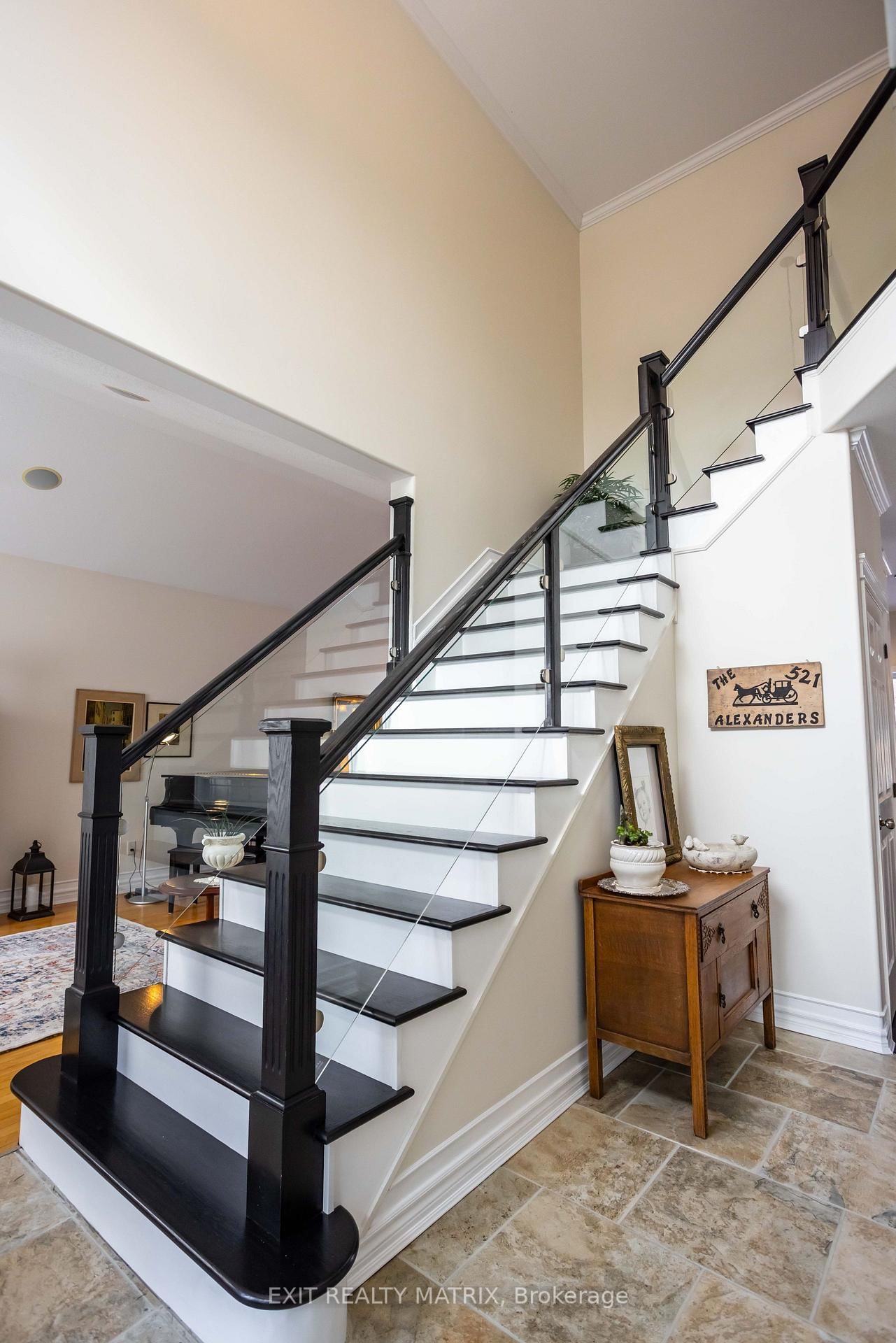 Detached House for sale at 48 De La Rive Drive, Russell, Ontario, K0A 1W0 - Embrun - MLS: X12920460