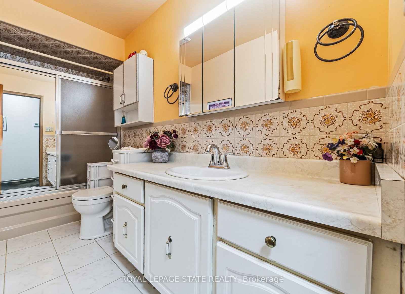 Semi-Detached House for sale at 222 Greencedar Drive, Hamilton, Ontario, L9C 6W6 - Gurnett - MLS: X12920590