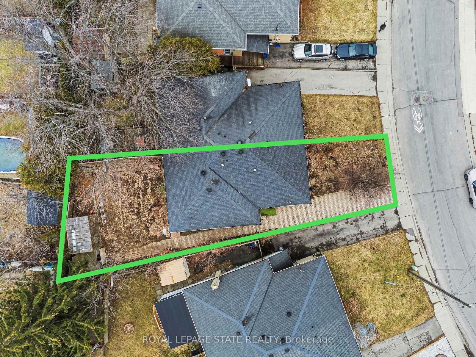 Semi-Detached House for sale at 222 Greencedar Drive, Hamilton, Ontario, L9C 6W6 - Gurnett - MLS: X12920590