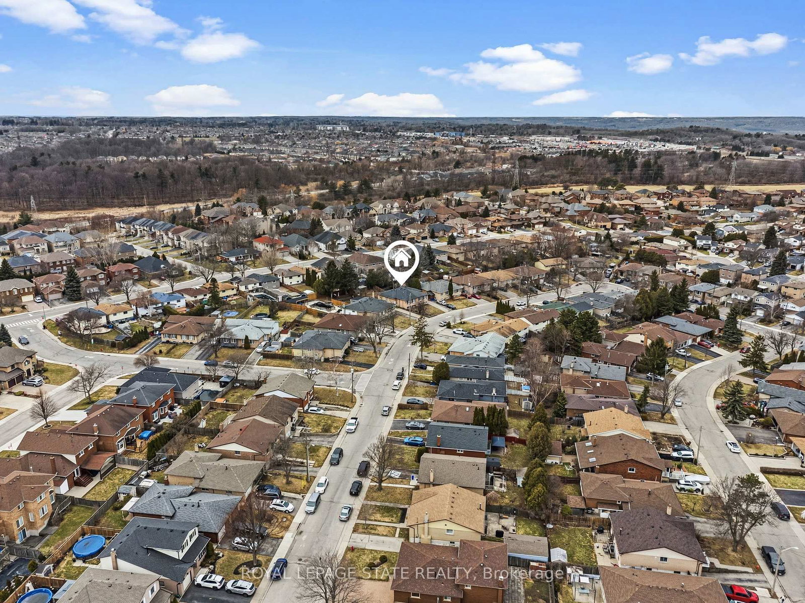 Semi-Detached House for sale at 222 Greencedar Drive, Hamilton, Ontario, L9C 6W6 - Gurnett - MLS: X12920590