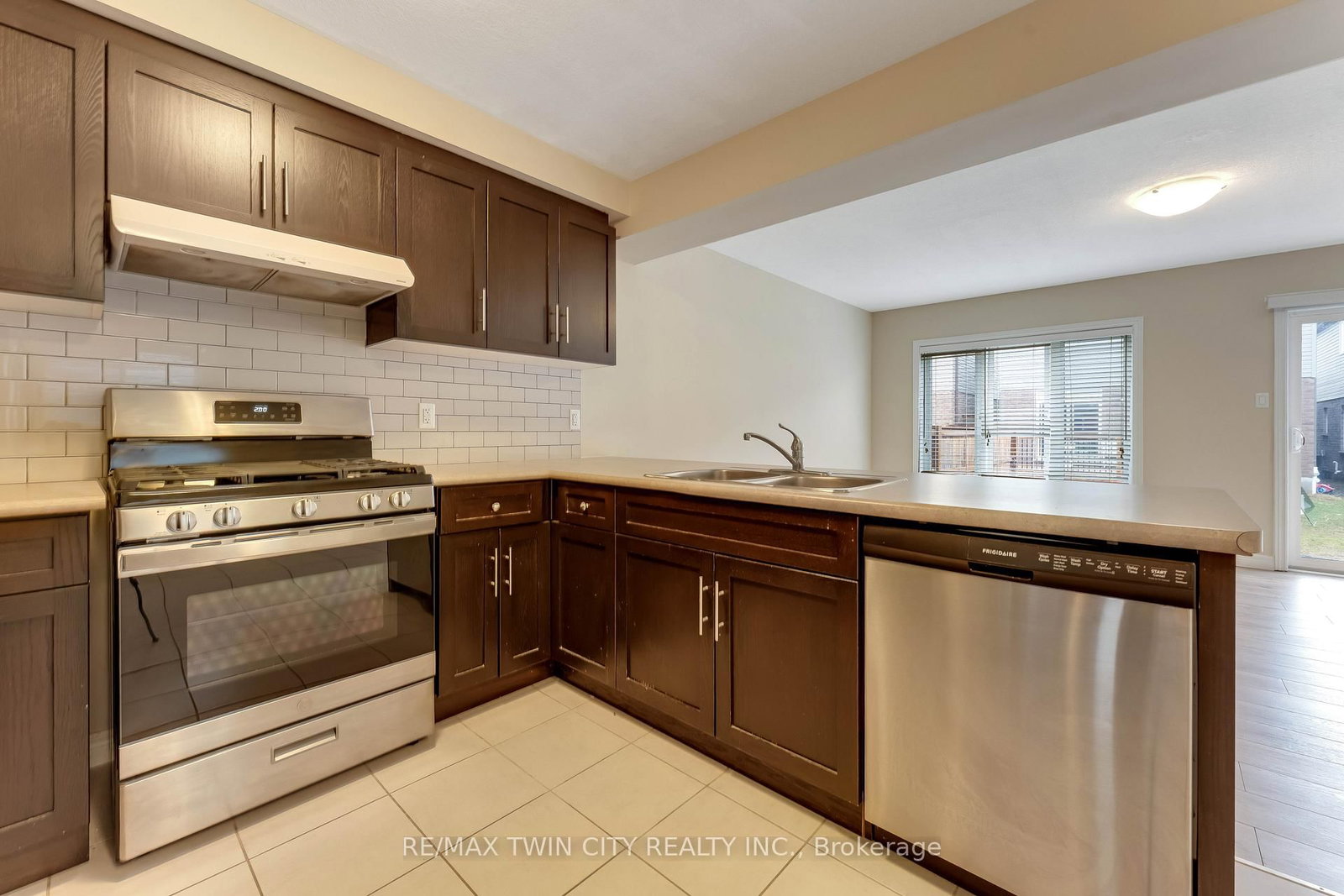 17 Valleybrook Drive - Photo 10