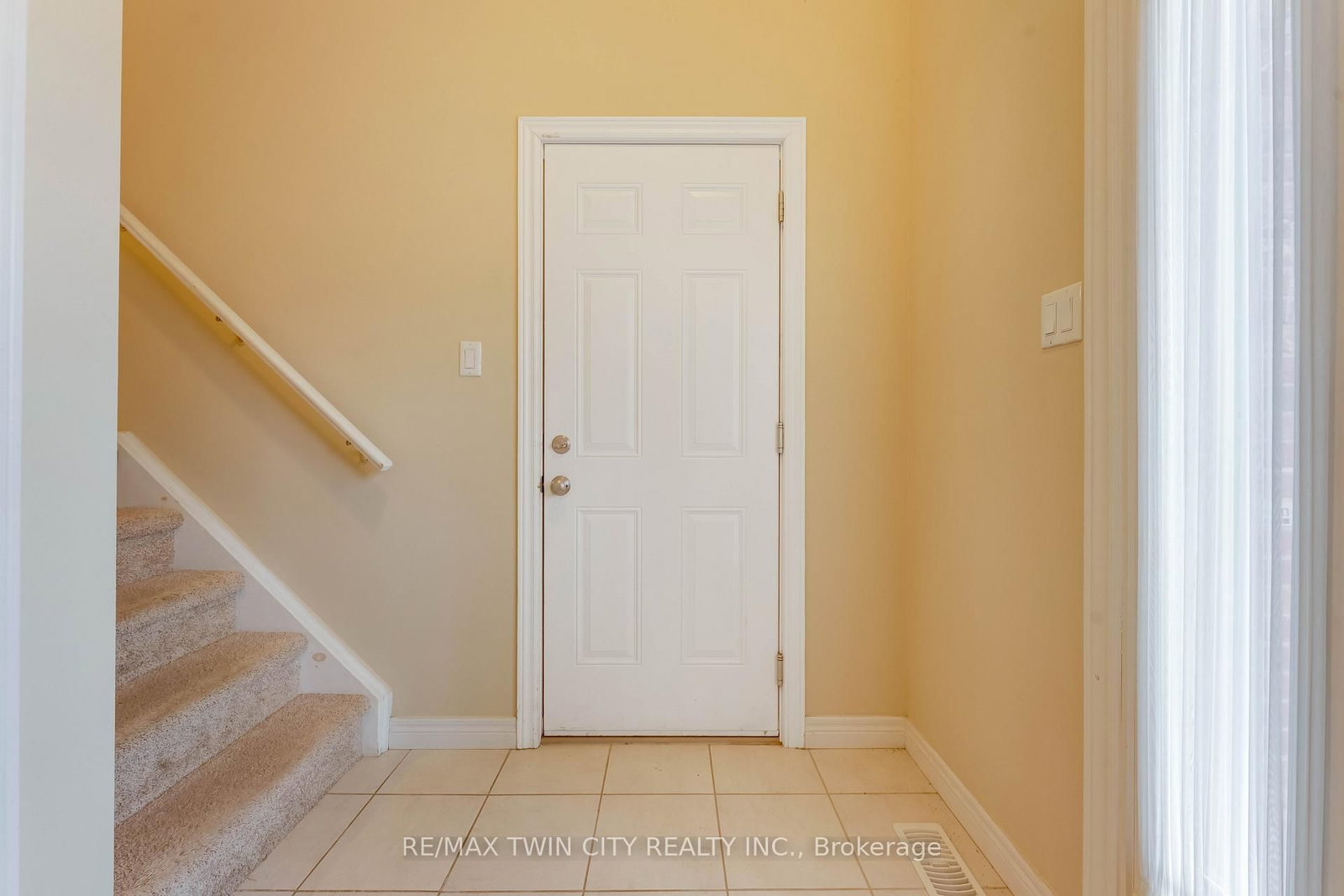 17 Valleybrook Drive - Photo 13