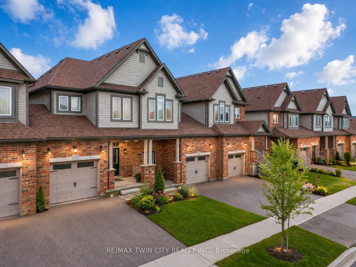 17 Valleybrook Drive - Photo 36