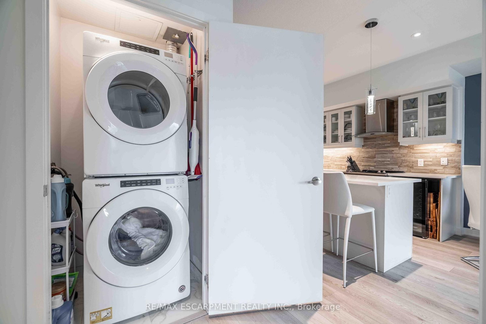 Condo for sale at 504-16 Markle Crescent, Hamilton, Ontario, L9G 0H4 - Ancaster - MLS: X12920718