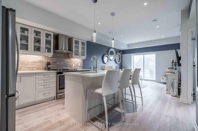 504 - 16 Markle Cres, Hamilton, L9G 0H4 | Image 3