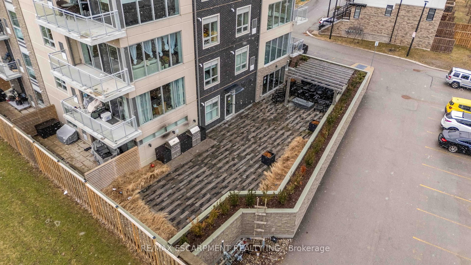 Condo for sale at 504-16 Markle Crescent, Hamilton, Ontario, L9G 0H4 - Ancaster - MLS: X12920718