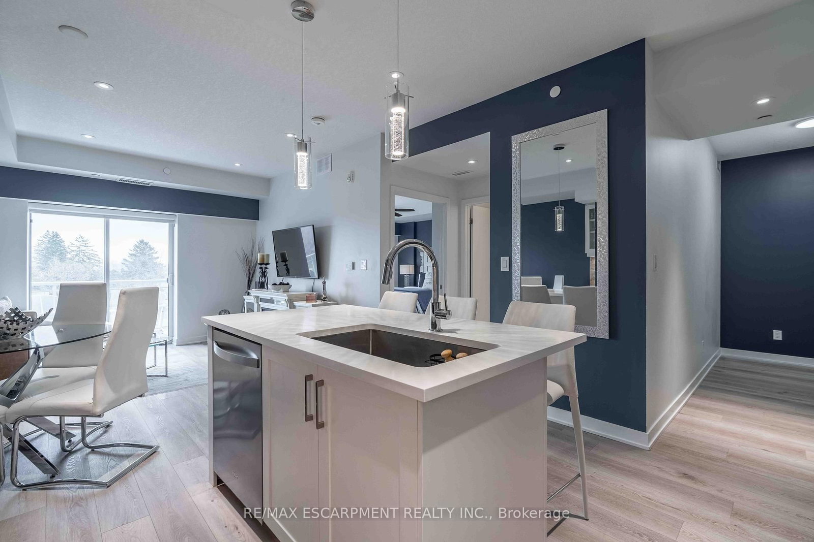 Condo for sale at 504-16 Markle Crescent, Hamilton, Ontario, L9G 0H4 - Ancaster - MLS: X12920718