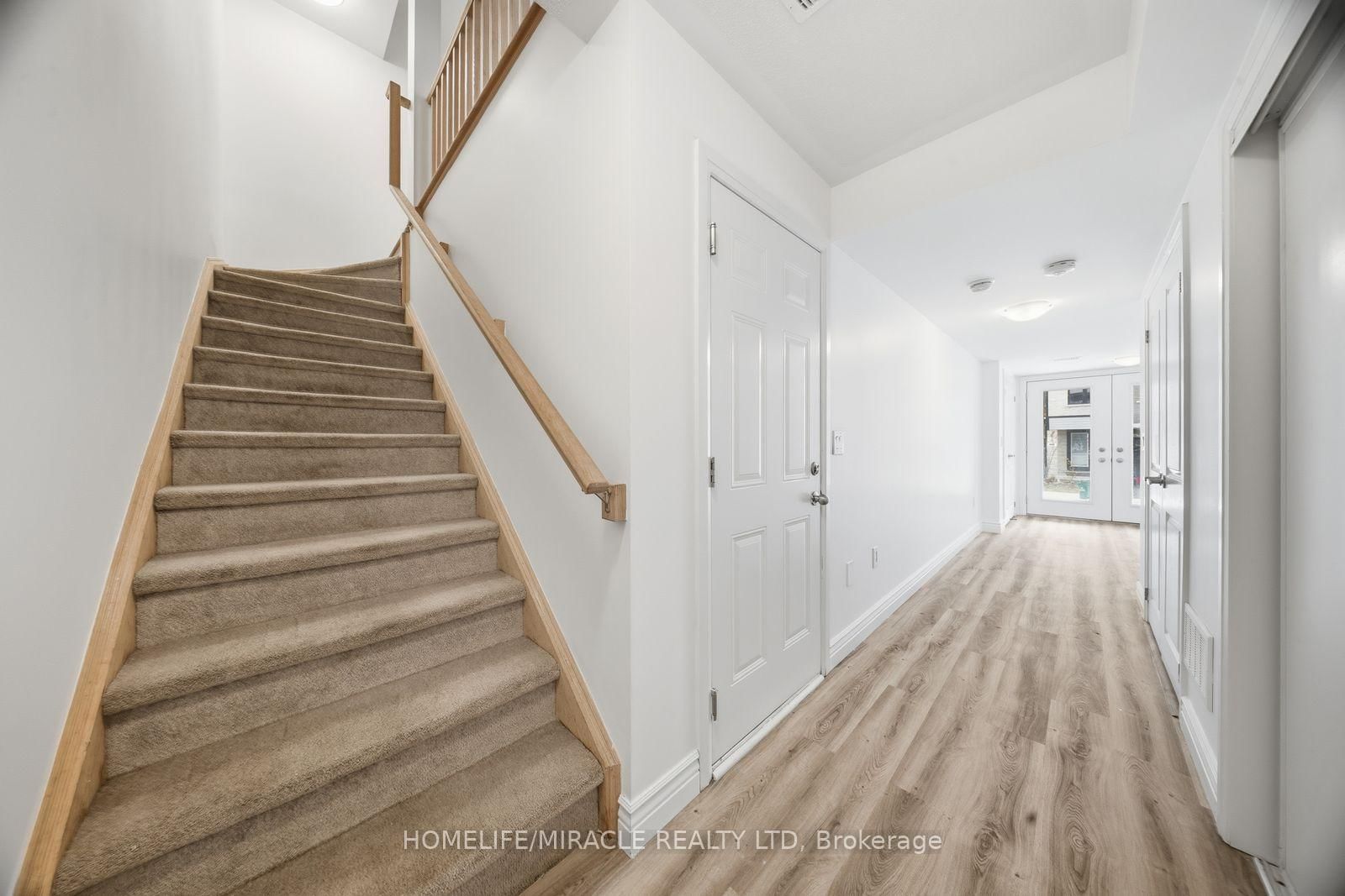 585 Colborne Street E, Unit 901 - Photo 18