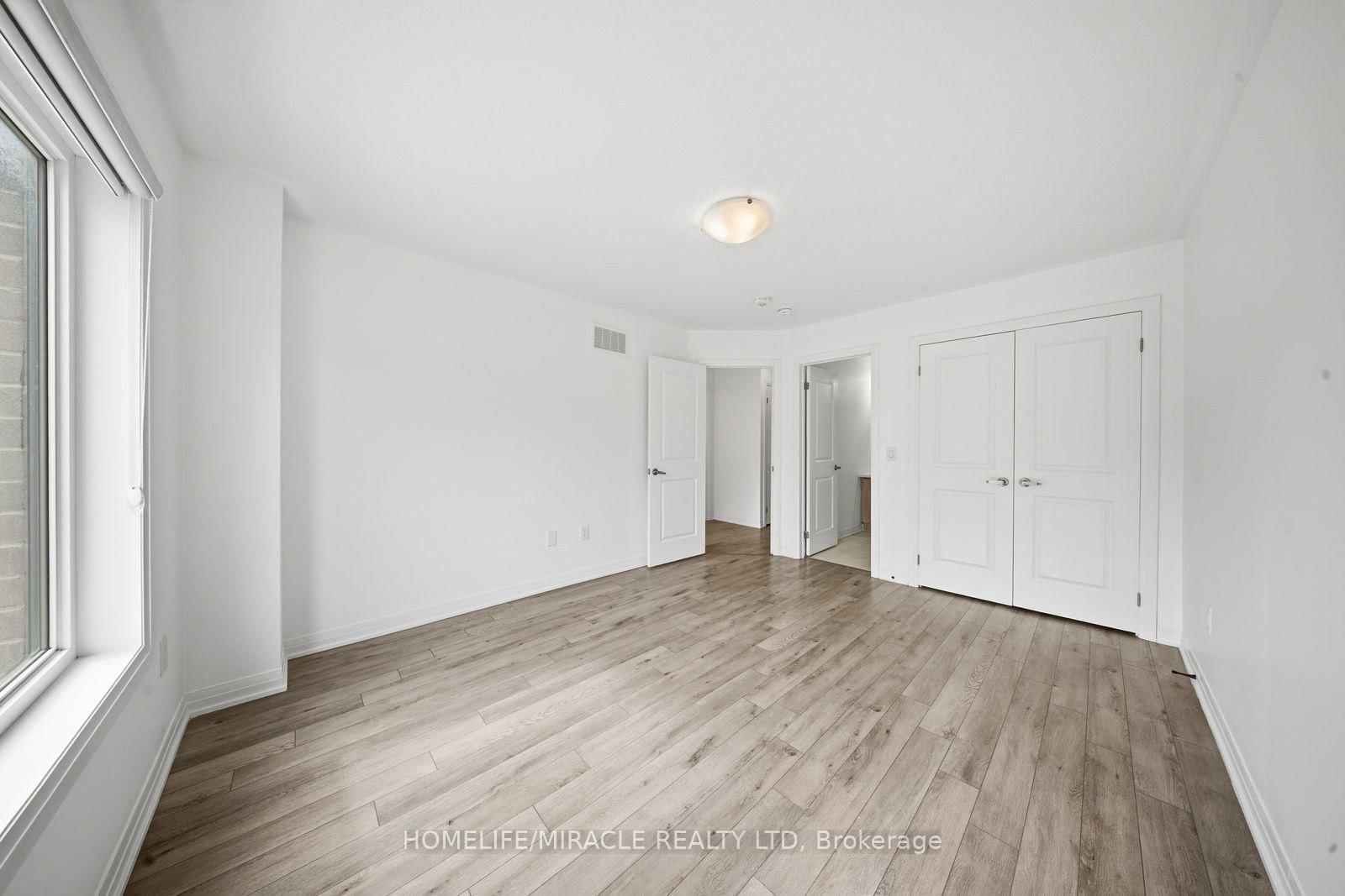 585 Colborne Street E, Unit 901 - Photo 5