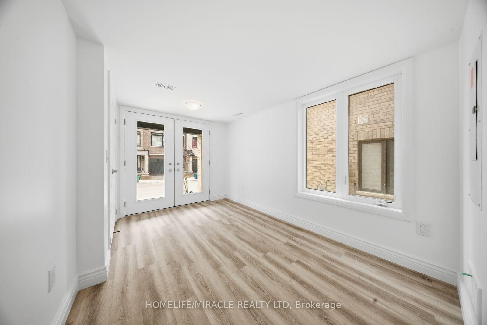 585 Colborne Street E, Unit 901 - Photo 6