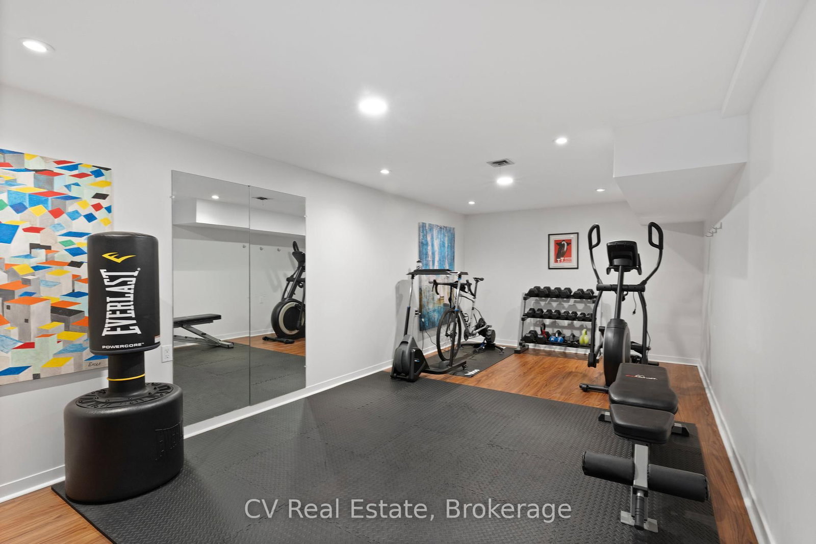 Detached House for sale at 31 Auchmar Road, Hamilton, Ontario, L9C 1C6 - Mohawk - MLS: X12920776