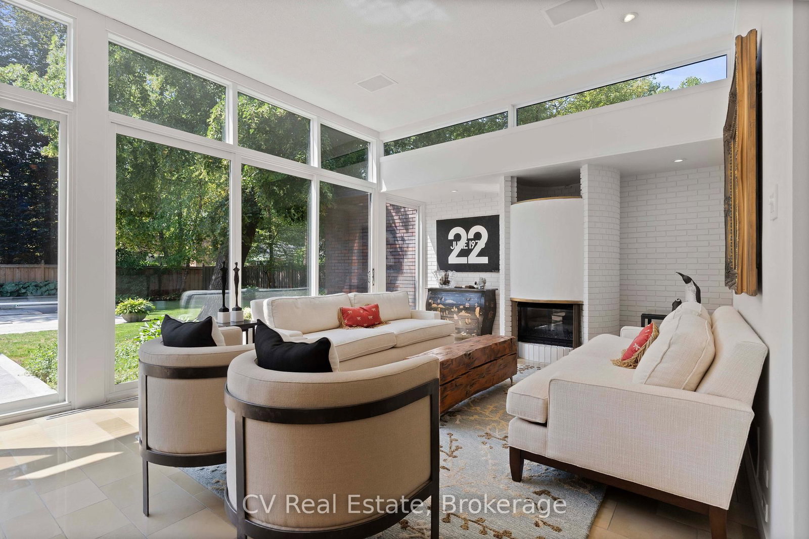 Detached House for sale at 31 Auchmar Road, Hamilton, Ontario, L9C 1C6 - Mohawk - MLS: X12920776