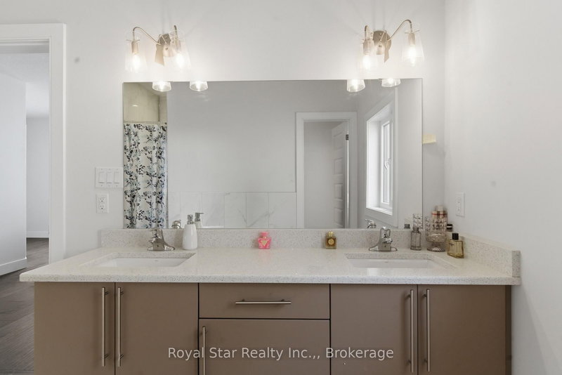 2000 Maddex Way, London North, N5X 0M9 | Image 3