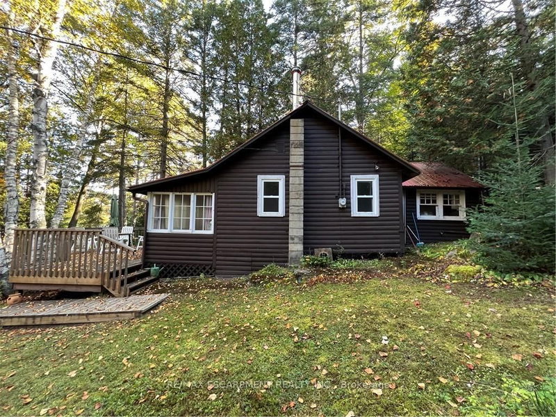 1257 Paint Lake Rd, Lake of Bays, P0A 1E0 | Image 2