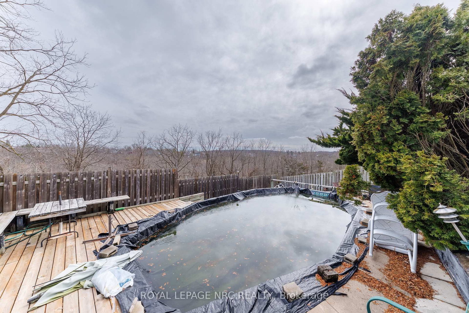 Detached House for sale at 105 Hillview Road, St. Catharines, Ontario, L2S 1S8 - Western Hill - MLS: X12921324