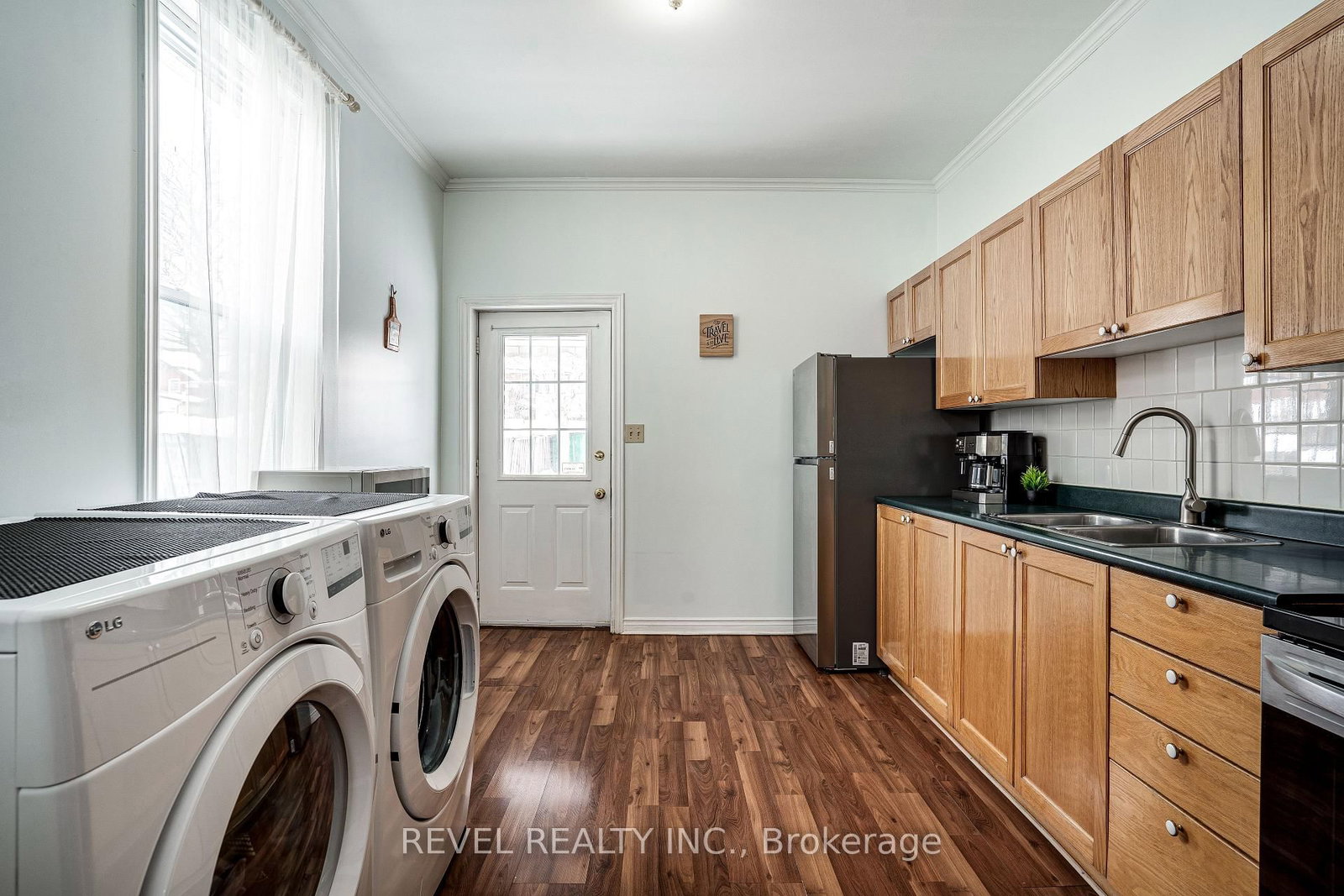 Detached House for sale at 51 Tisdale Street, Hamilton, Ontario, L8L 5M3 - Landsdale - MLS: X12921496