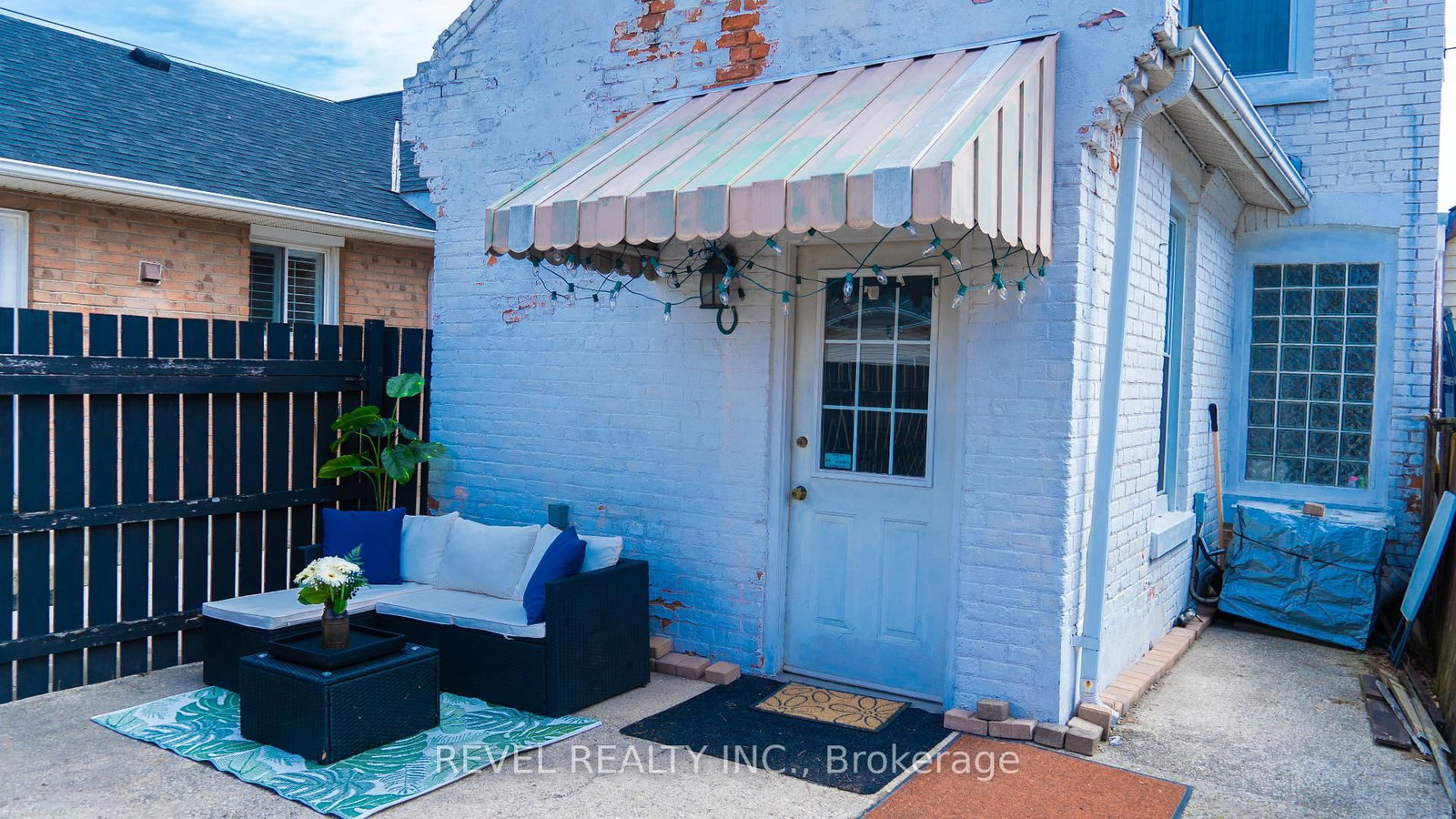 Detached House for sale at 51 Tisdale Street, Hamilton, Ontario, L8L 5M3 - Landsdale - MLS: X12921496