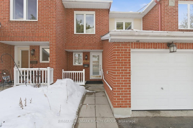 1924 ASHMONT St, Ottawa, K1C 7B9 | Image 3