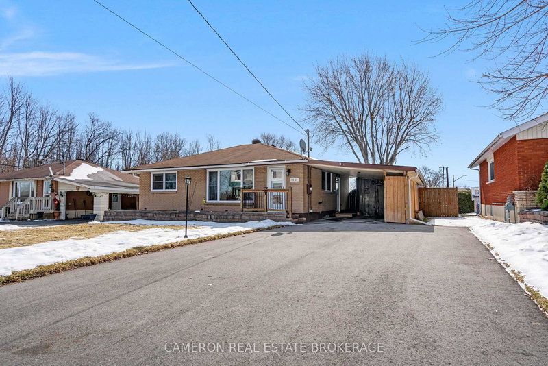 home for sale on 1513 Frances Ann Avenue