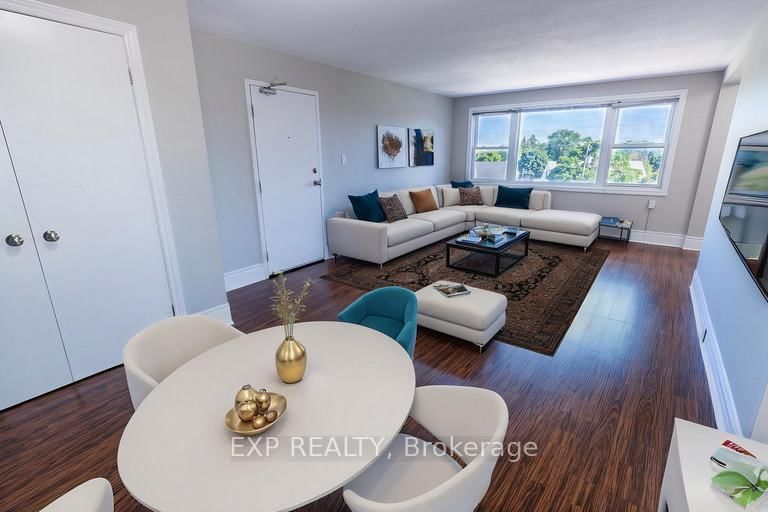 12 - 143 Westchester Cres, St. Catharines, L2P 2N8 | Image 2