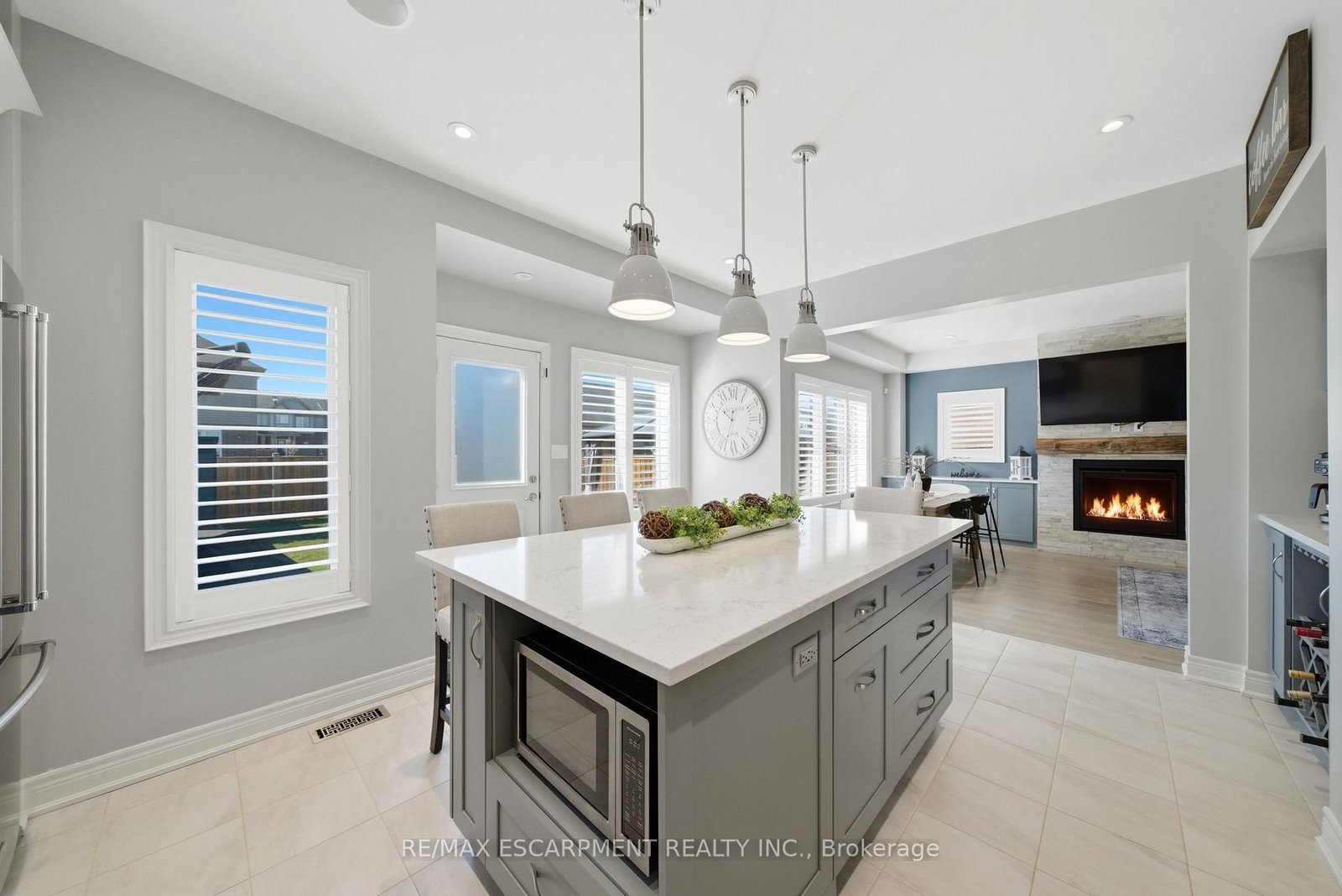 Detached House for sale at 8 MYRTLE Street, Pelham, Ontario, L0S 1E6 - Fonthill - MLS: X12921888