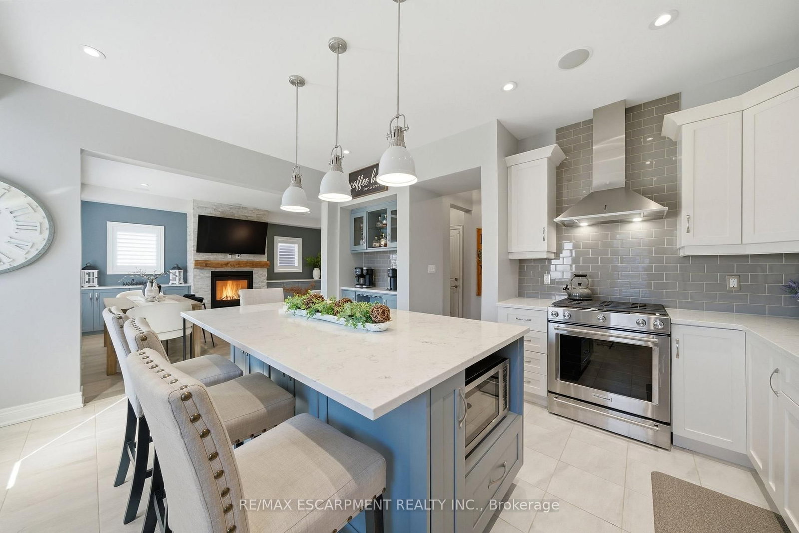 Detached House for sale at 8 MYRTLE Street, Pelham, Ontario, L0S 1E6 - Fonthill - MLS: X12921888