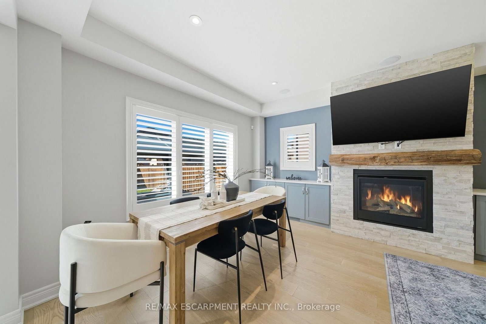 Detached House for sale at 8 MYRTLE Street, Pelham, Ontario, L0S 1E6 - Fonthill - MLS: X12921888