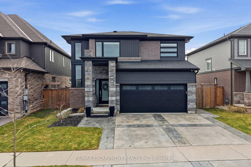 8 MYRTLE St, Pelham, L0S 1E6 | Image 2