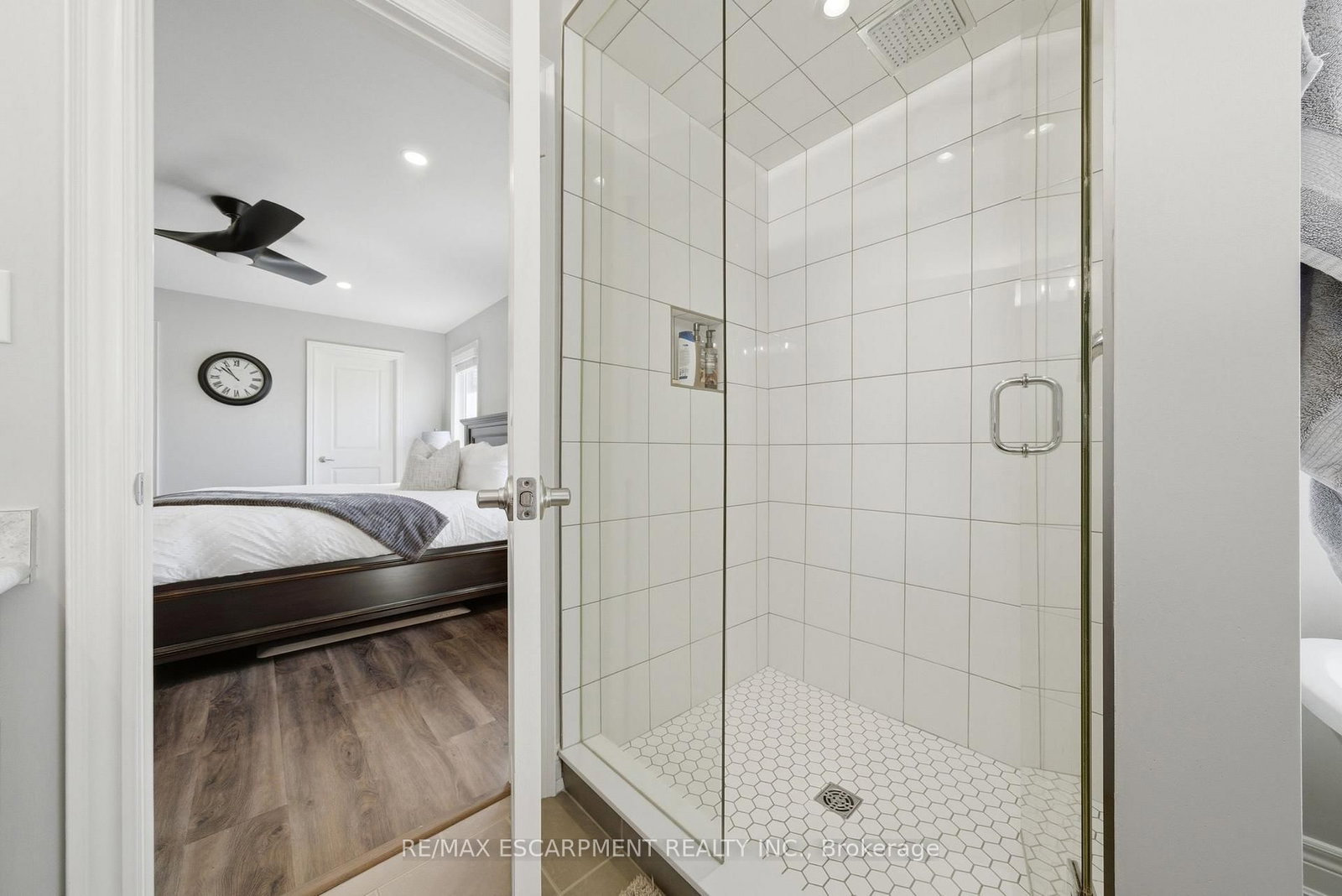 Detached House for sale at 8 MYRTLE Street, Pelham, Ontario, L0S 1E6 - Fonthill - MLS: X12921888