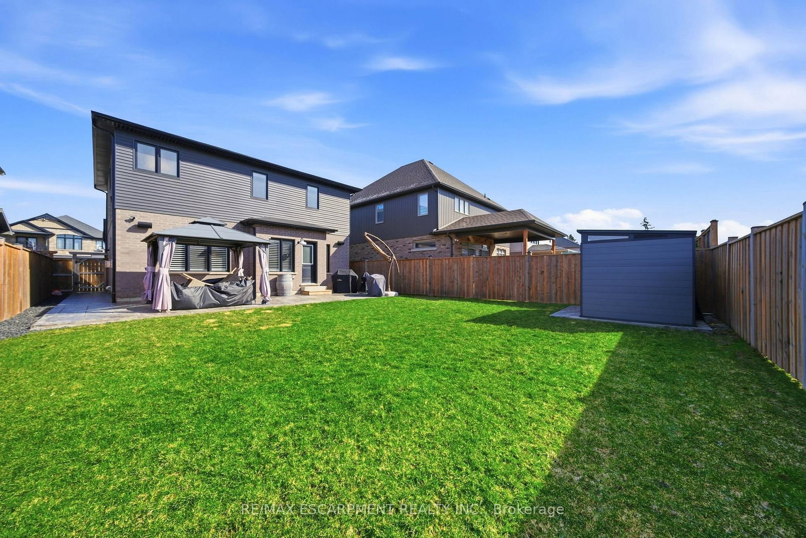 Detached House for sale at 8 MYRTLE Street, Pelham, Ontario, L0S 1E6 - Fonthill - MLS: X12921888