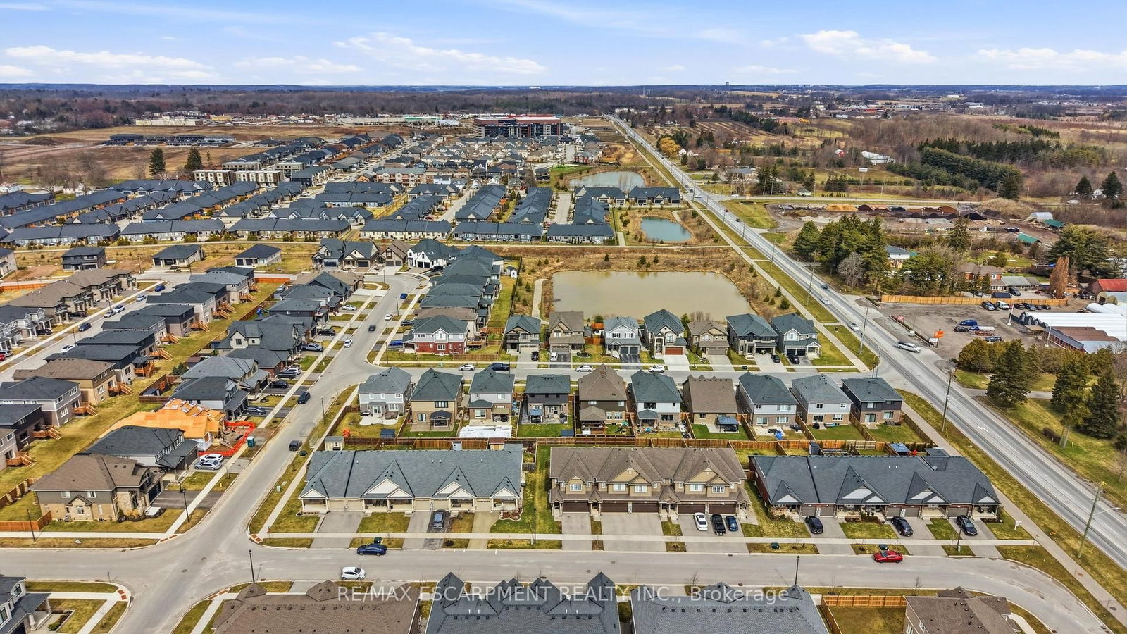 Detached House for sale at 8 MYRTLE Street, Pelham, Ontario, L0S 1E6 - Fonthill - MLS: X12921888