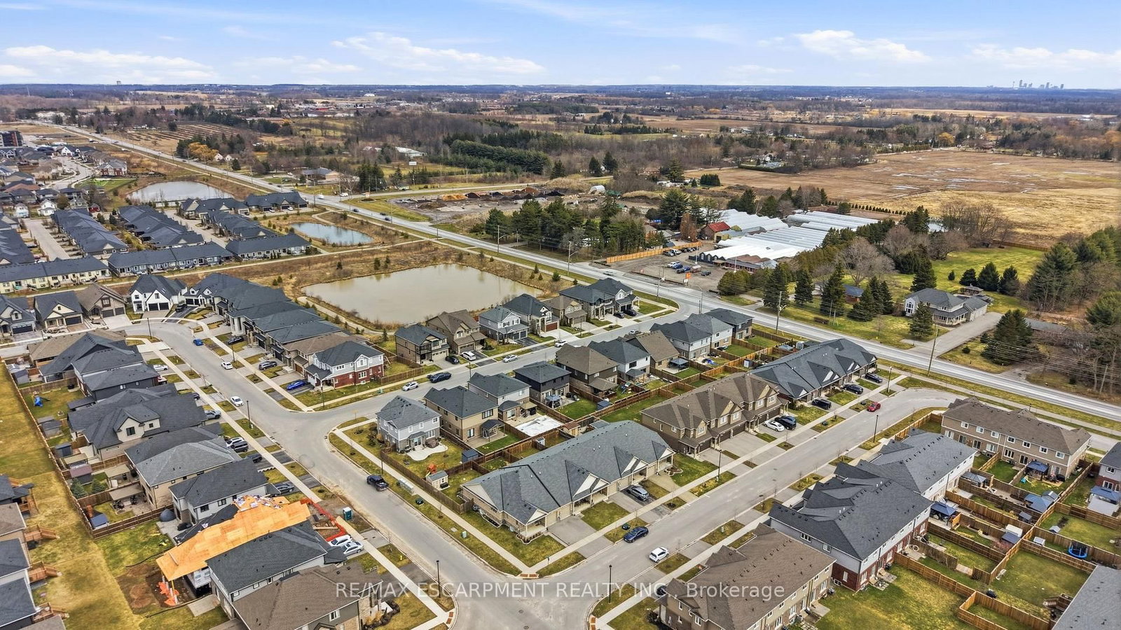 Detached House for sale at 8 MYRTLE Street, Pelham, Ontario, L0S 1E6 - Fonthill - MLS: X12921888