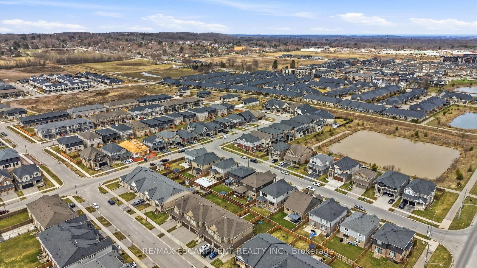 Detached House for sale at 8 MYRTLE Street, Pelham, Ontario, L0S 1E6 - Fonthill - MLS: X12921888