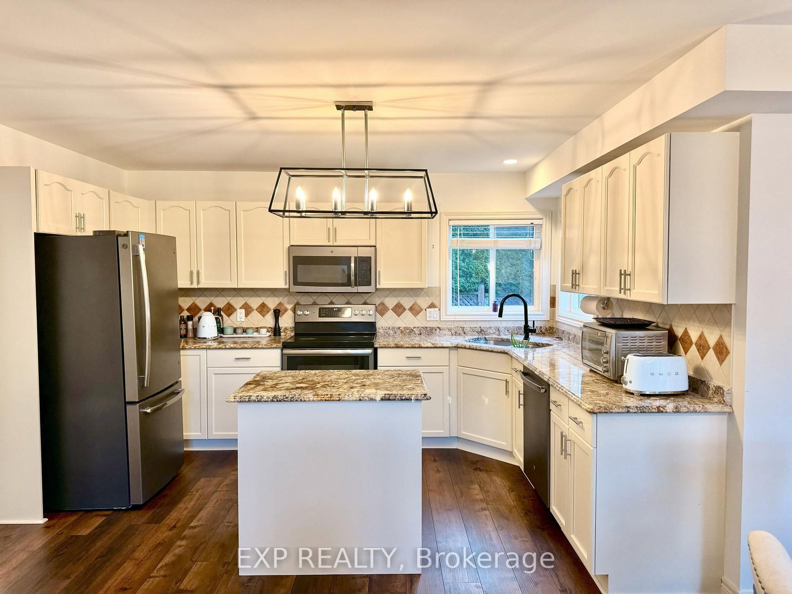 28 Loretta Drive - Photo 8