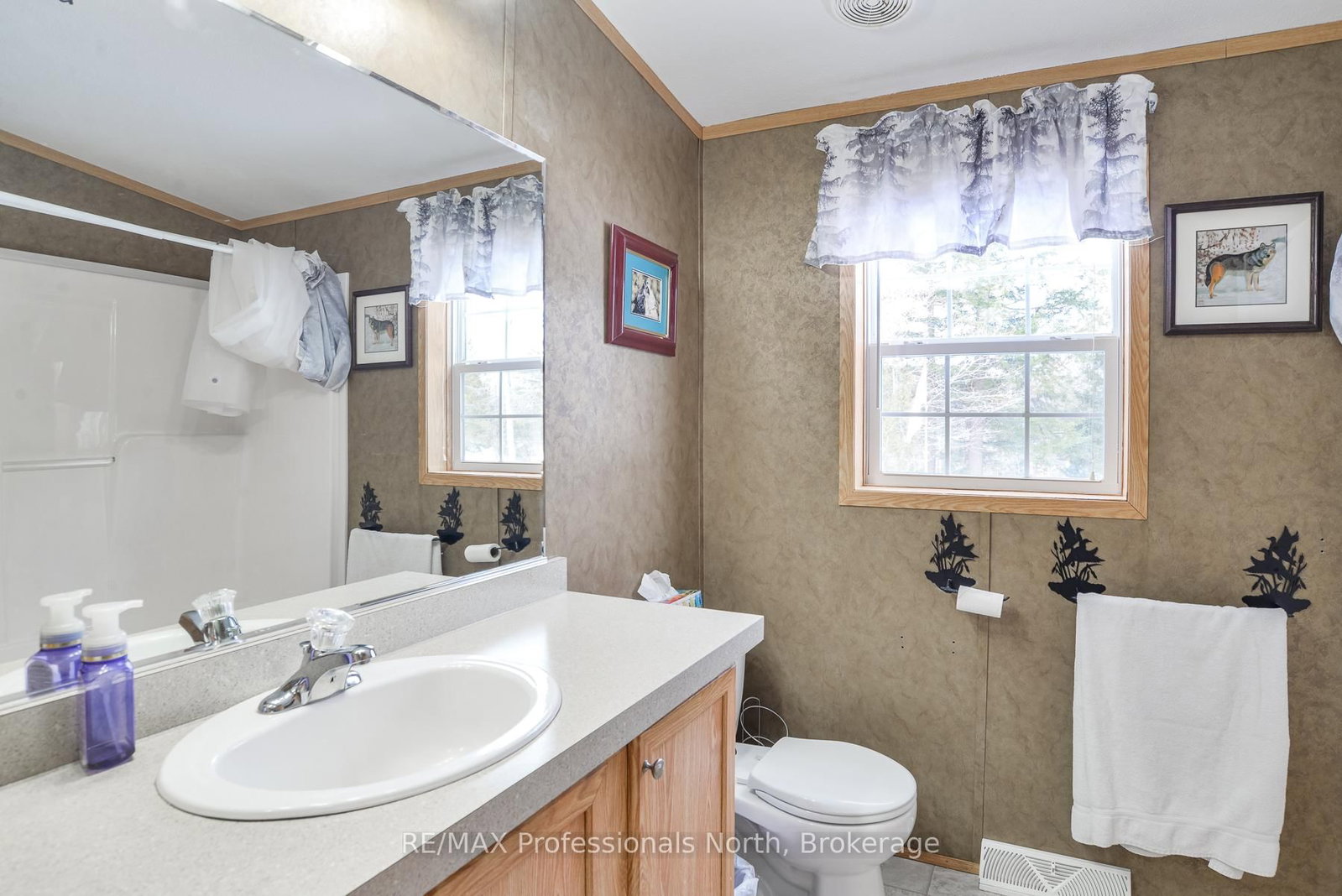 1874 Highway 118 E • Bracebridge, ON photo 12