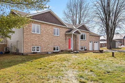 10610 Maple St | North Dundas | Image