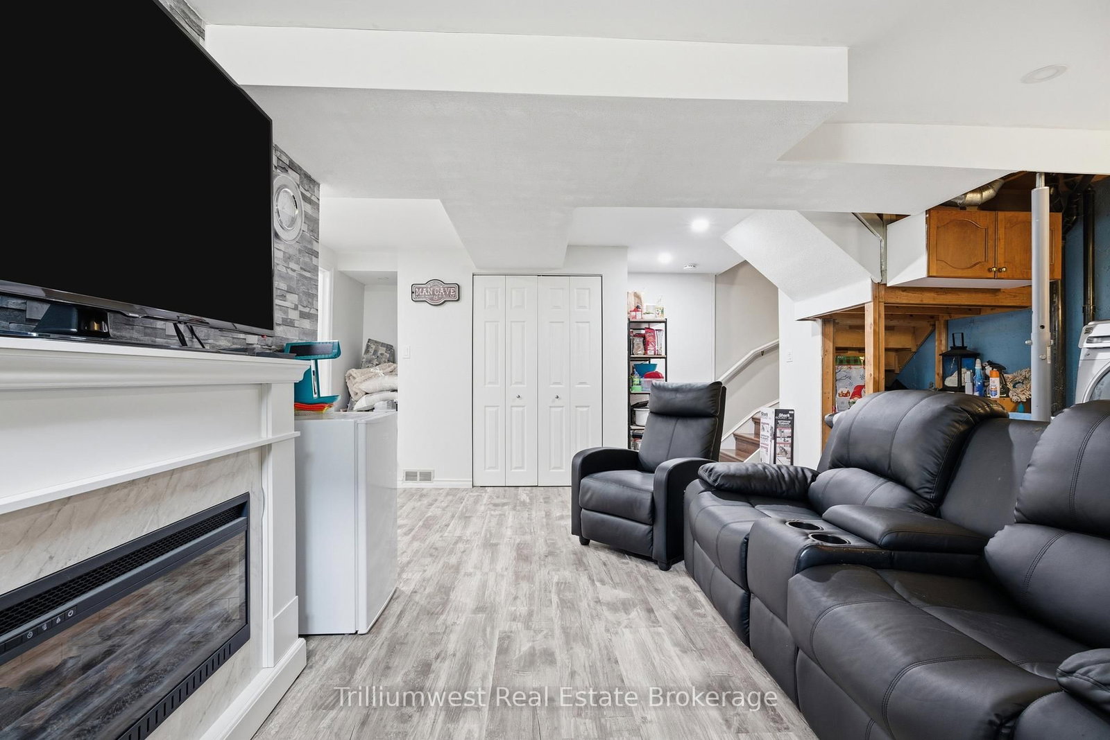 941 Gordon Street, Unit 11 - Photo 10