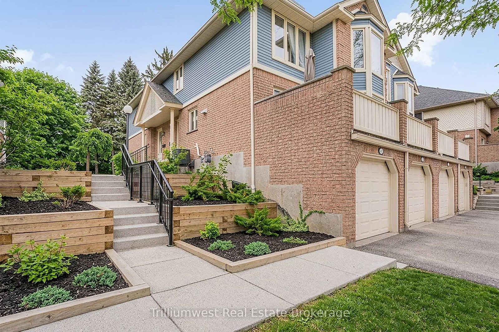 941 Gordon Street, Unit 11 - Photo 35