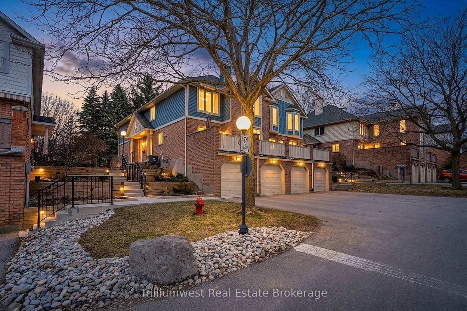 941 Gordon Street, Unit 11 - Photo 43